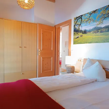 Falkenhorst Apartament *